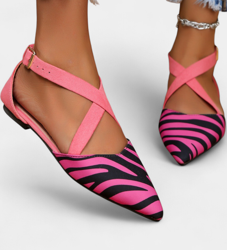 Fenna Balerinos su Zebra Raštu ir Kryžminėmis Dirželėmis